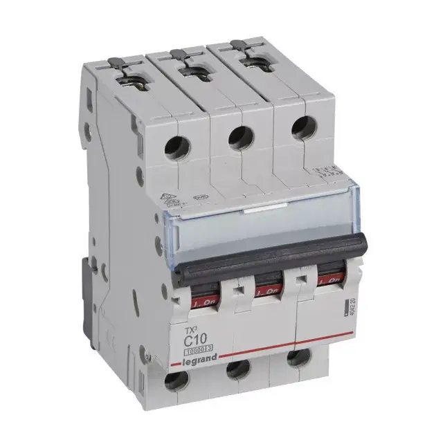 Legrand 404220 TX3 Kismegszakító. 3P, 10A, C karakterisztika, 10kA Utolsó esély