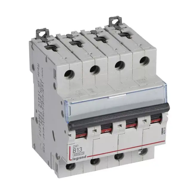Legrand 407623 DX3 Kismegszakító. 4P, 13A, B karakterisztika, 6kA Árengedmény
