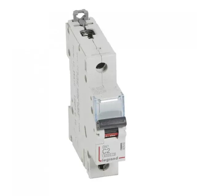 Legrand 407663 DX3 Kismegszakító. 1P, 2A, C karakterisztika, 6kA Azonnali szállítás