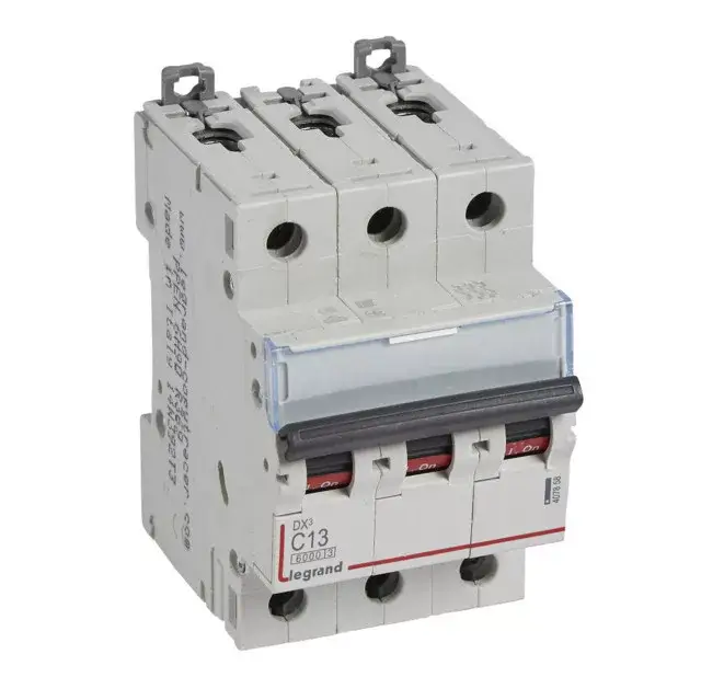 Legnépszerűbb Legrand 407858 DX3 Kismegszakító. 3P, 13A, C karakterisztika, 6kA