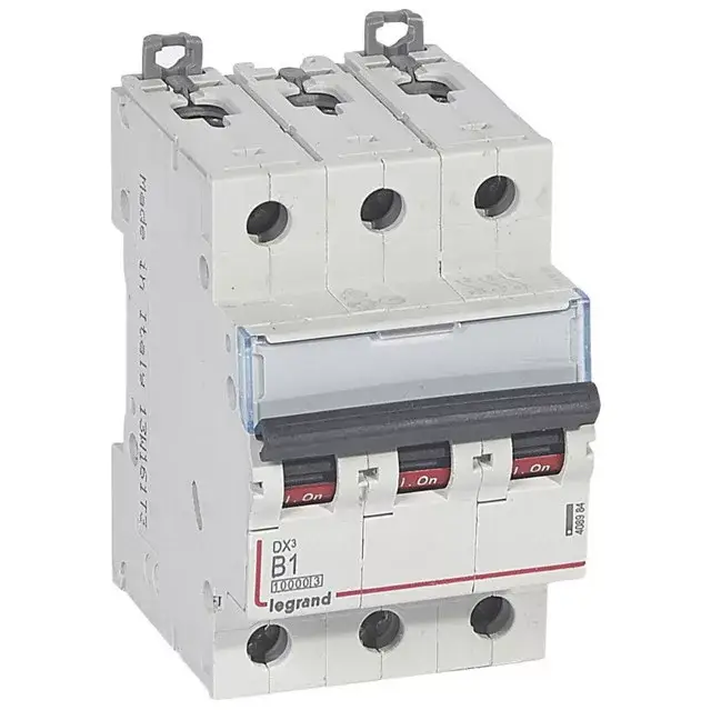 Legrand 409495 DX3 Kismegszakító. 3P, 6A, D karakterisztika, 10kA Népszerű