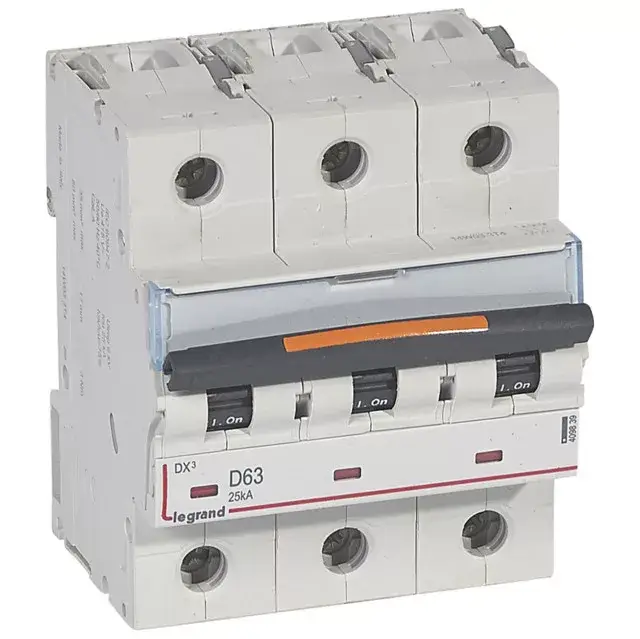 Legrand 409839 DX3 Kismegszakító. 3P, 63A, D karakterisztika, 25kA Ne maradj le