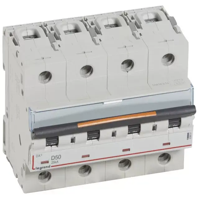 Legrand 409851 DX3 Kismegszakító. 4P, 50A, D karakterisztika, 25kA Akciós ár