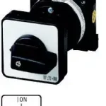 Népszerű Eaton 013999 T0-4-8343/Z Be-Ki kapcsoló 7p 20A közéépíthető