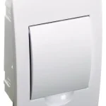 Tracon EDSN-4/1 Műanyag kiselosztó, 4 modul, 1 sor, teli ajtóval, IP40, süllyesztett Árengedmény
