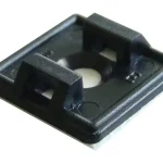 Utolsó esély Tracon TALP191-2 Öntapadós/csavarozható, 2oldalt fűzhető kötegelő talp,fekete 18,7×18,7mm, d=4,4mm,PA6.6