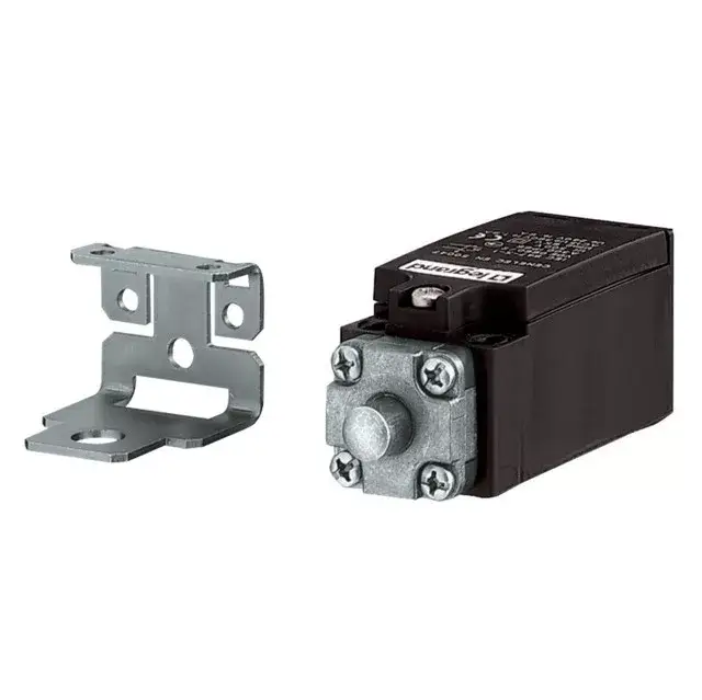 Legrand 036313 Atl-Mar ajtónyitás kapcsoló Z+Ny ( Legrand 036313 ) Újdonság