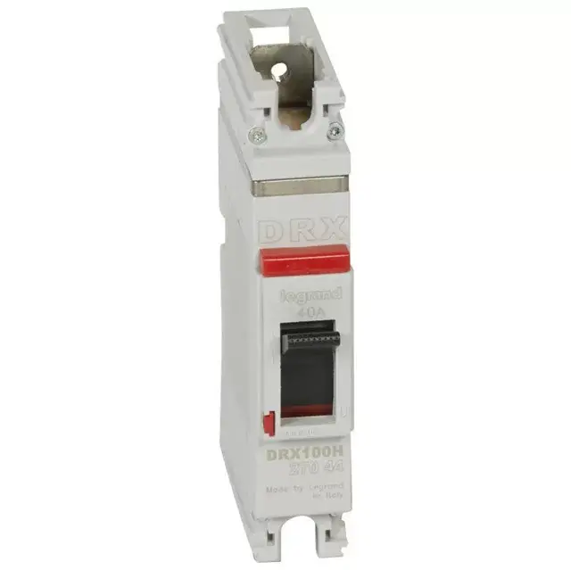 Legrand 027044 DRX100 1P 25 kA 40A t.m. kompakt megszakító ( Legrand 027044 ) Utolsó esély