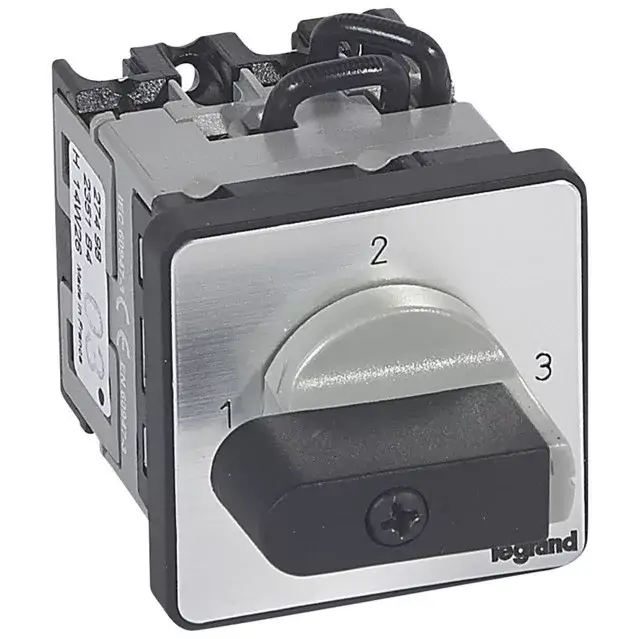 Vedd meg online Legrand 027498 Görgős kapcsoló 1P 16A PR12 1-2-3 ( Legrand 027498 )