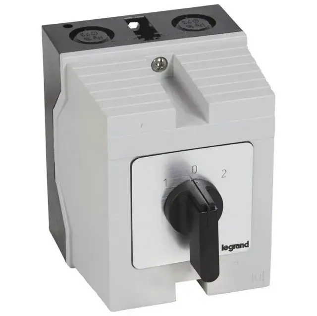 Bestseller Legrand 027742 Tokozott görgős kapcsoló 3P 32A PR26 1-0-2 ( Legrand 027742 )
