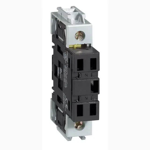 Azonnal elérhető Legrand 022214 Ajtós főkapcsoló kieg nulla 50A ( Legrand 022214 )
