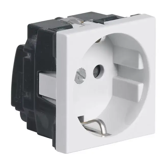Legrand 090472 Green'up Access 2P+F 16 A EV műanyag falonkívüli aljzat ( Legrand 090472 ) Prémium