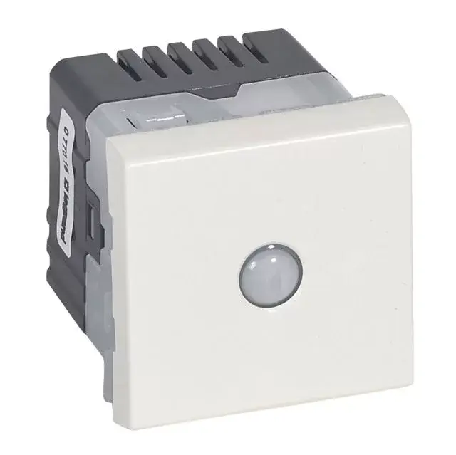 Legrand 077015 Program Mosaic energiatakarékos kapcsoló, 10AX - 250 V~, 160°, 2 modul széles, fehér ( Legrand 077015 ) Szezonális akció