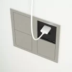 VersaHit Dual 1x 230V, USB A+C 5V broušený hliník, Francouzká Kedvezmény
