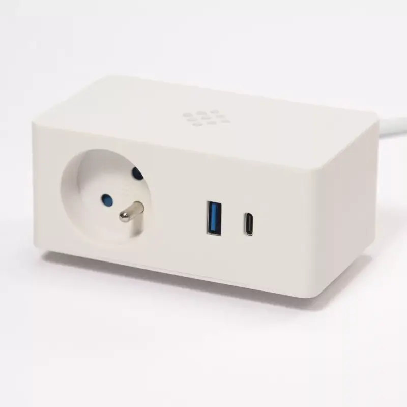 Expressz szállítás VersaQ1x 230V, USB A+C 5V, Qi vezeték nélküli töltő, fehér