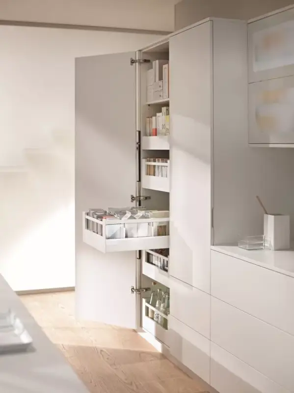 K-BLUM SpaceTower Antaro, szürke R9006, KB-1200 mm Rendeld meg most