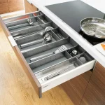 Legkelendőbb K-BLUM Antaro M 500 mm/30 kg, Blumotion/TOB, fehér SW, csavar