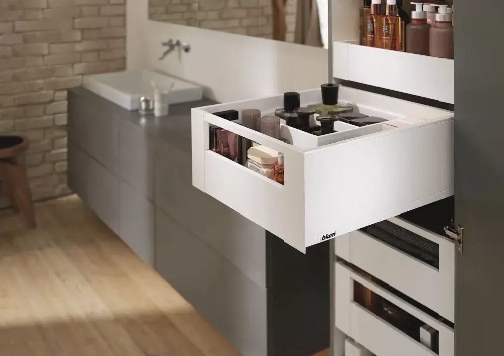 K-BLUM SpaceTower Legrabox C Pure, szürke OG-M, KB-600 mm Újdonság