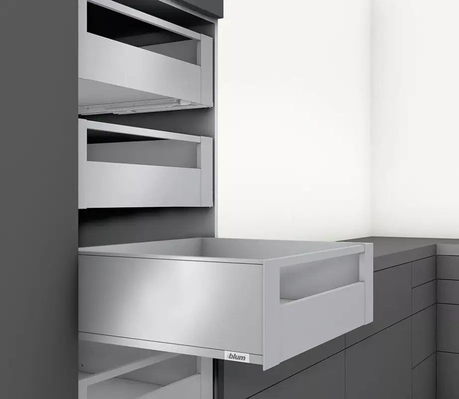 Outlet K-BLUM Legrabox C Pure 500mm/40 kg, Blumotion/TOB, karbon CS-M, belső, reling