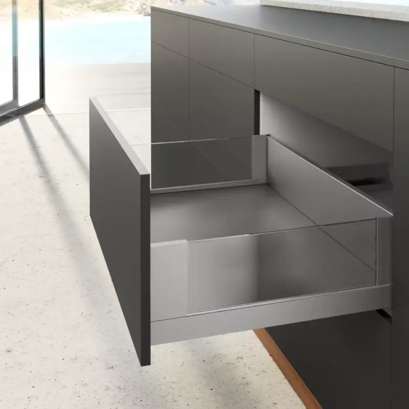 Szezonális akció HETTICH 9283180 Avantech YOU skleněná výplň 10mm pro Inlay 187/450mm
