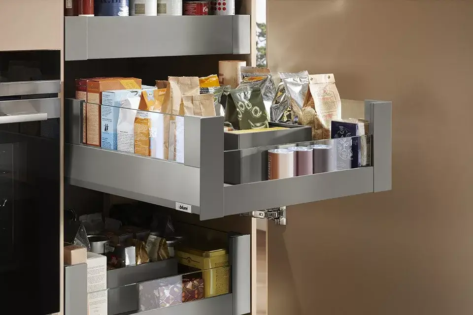 K-BLUM Merivobox E Boxcover 600 mm, 70 kg, Indium szürke, belső, üveg Rendeld meg most