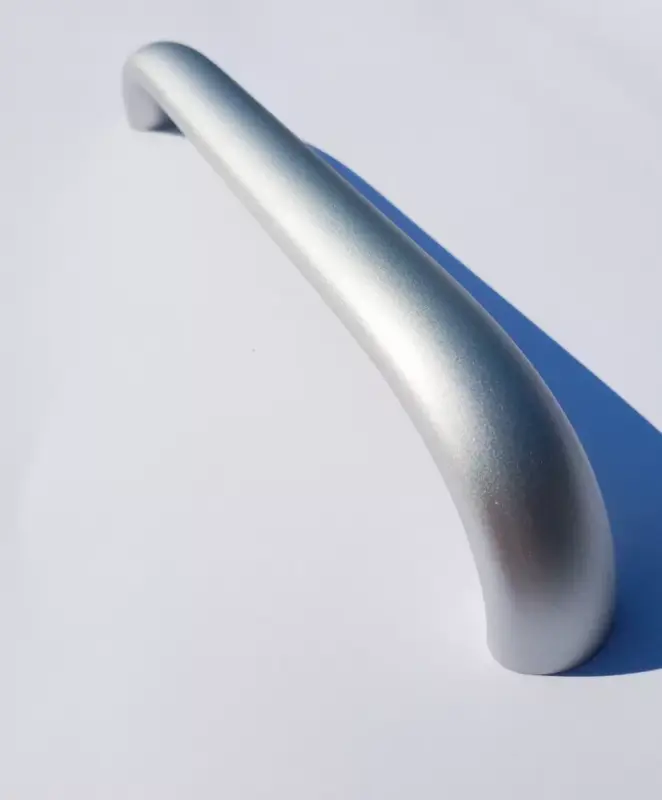 Vásárlói kedvenc Fém bútorfogantyú, matt króm színű, 224 mm furattávval