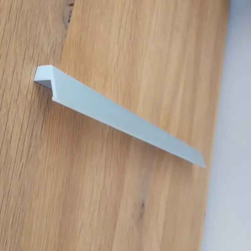 Különleges ajánlat ISOLA fém bútorfogantyú, alumínium színű, 160 mm furattávval