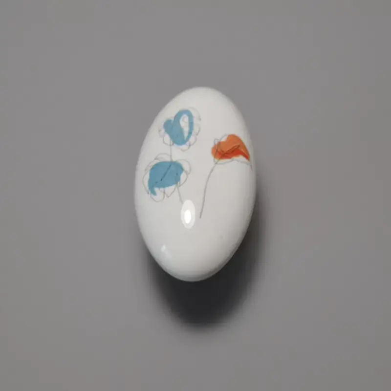 Kihagyhatatlan ajánlat Bútorgomb, ANTRACIT fém végek - Fehér porcelán, Kála motívummal