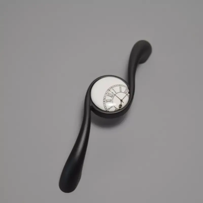 Outlet Matt fekete - fehér porcelán kiegészítővel, óra nyomattal, 96 mm furattáv, fém-porcelán bútorfogantyú