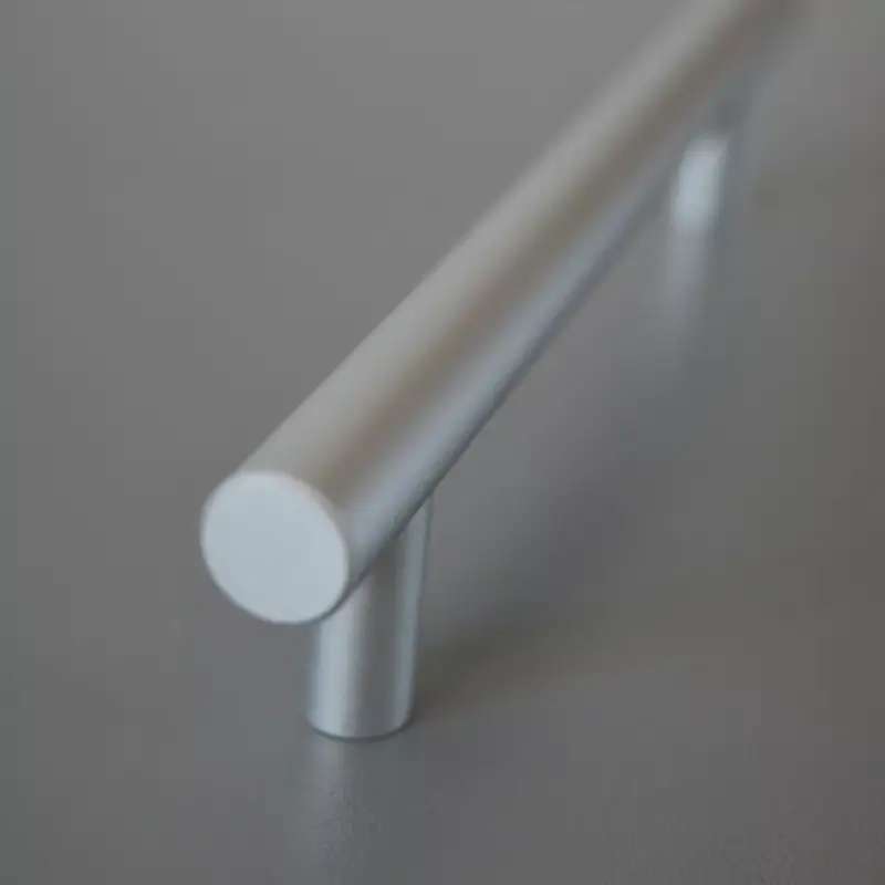 Árengedmény HRAZDA alumínium színű, fém bútorfogantyú, rúd, 288 mm furattávval