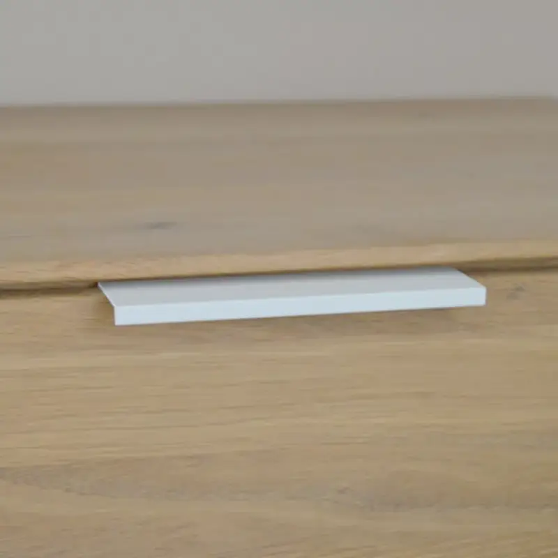 Fém bútorfogantyú, élre szerelhető, festett fehér, 256 mm furattávolság Outlet
