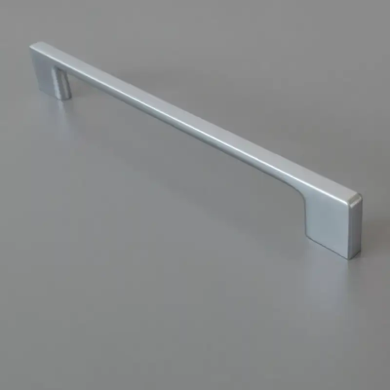 Akció ÚJ NAKANA fém bútorfogantyú, matt króm színű, 320 mm furattávval