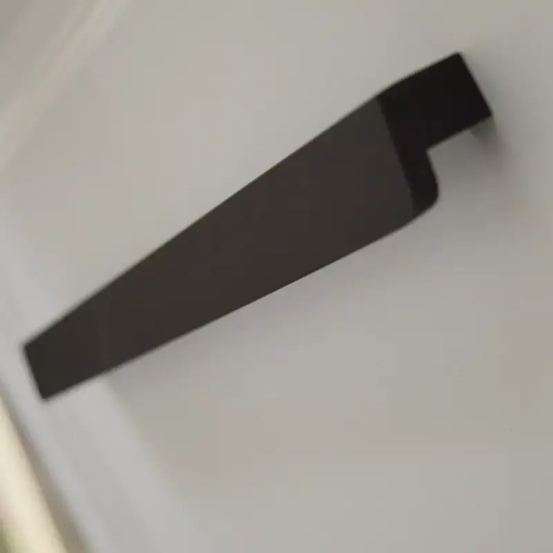 Modern, matt fekete fém, fogantyú, 288 mm furattávval Biztonságos fizetés