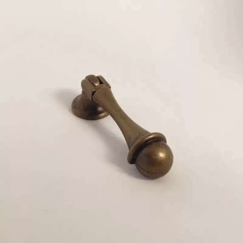 Végkiárusítás 2537 Fém, antik bronz, bútorgomb