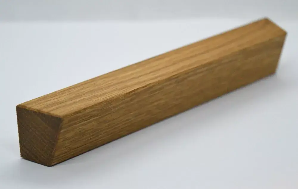Möbelgriffe aus Holz, Eiche geölt, beidseitig geschliffen, mit Bohrung 64 - 96 -128 mm Ajánlat