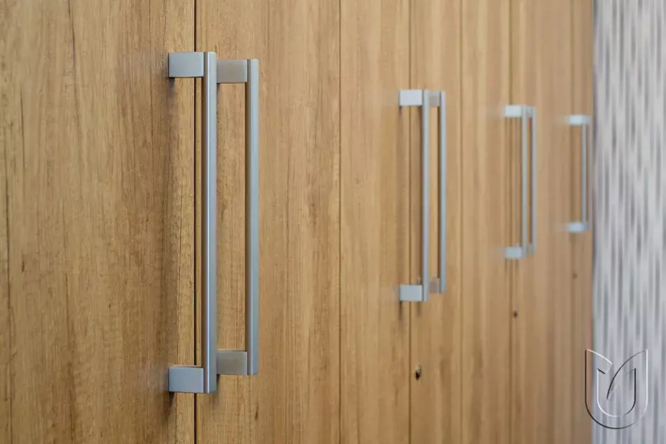 Azonnal elérhető PORTA Möbelgriff aus Metall