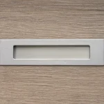 Végkiárusítás MADRID Metall-Möbelgriff, satiniert verchromt, 128 mm BA