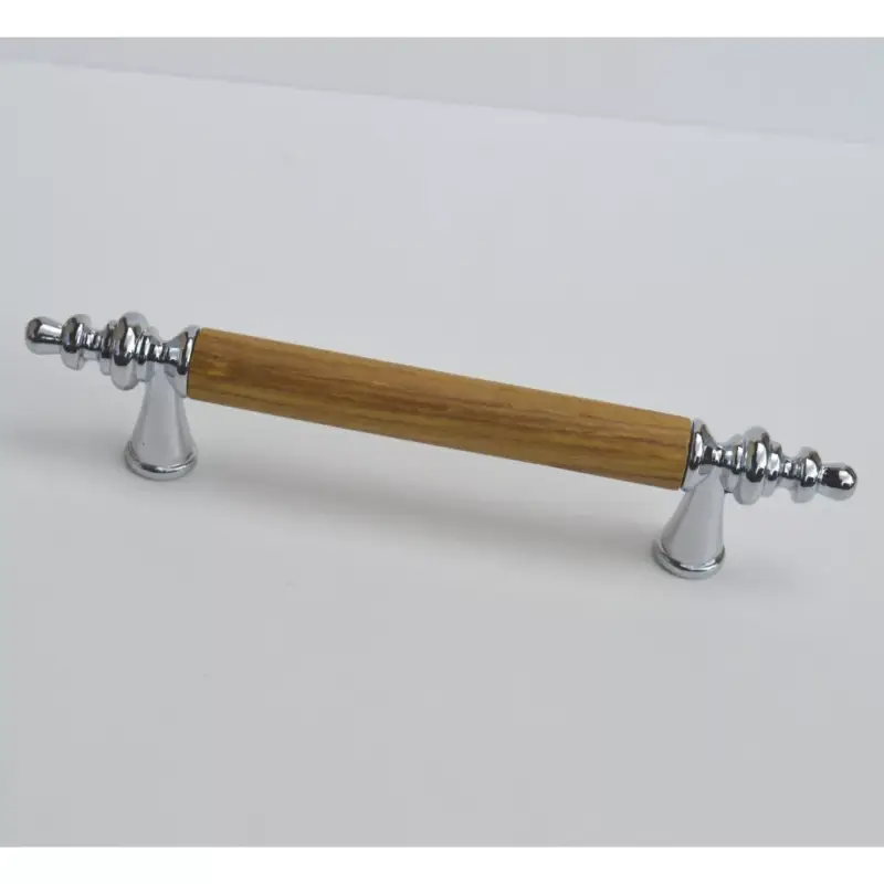 Legnépszerűbb Metall-Holz-Möbelgriff, Chrom - Farbe Eiche, Bohrung 96 mm