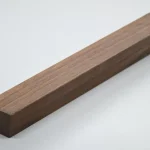 Möbelgriffe aus Holz, Walnuss geölt, beidseitig geschliffen, mit Bohrung 64 - 96 -128 mm Végkiárusítás