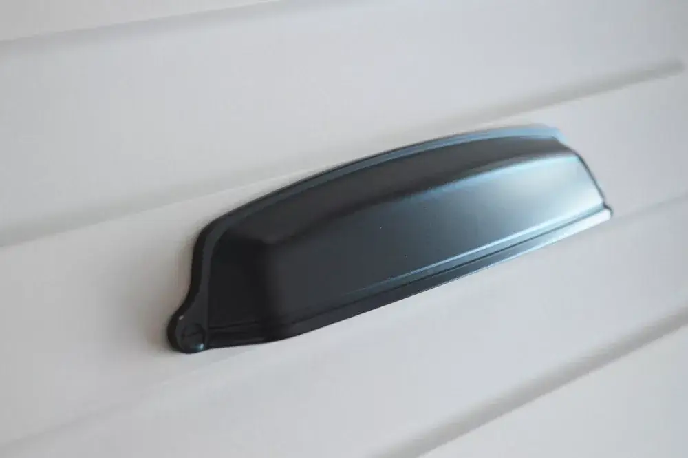 Népszerű EVER Möbelgriff aus Metall, matt schwarz farben, 128 mm Bohrung