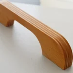 AUSTIN_192B Möbelgriff aus Buchensperrholz, Sonderanfertigung Azonnal elérhető