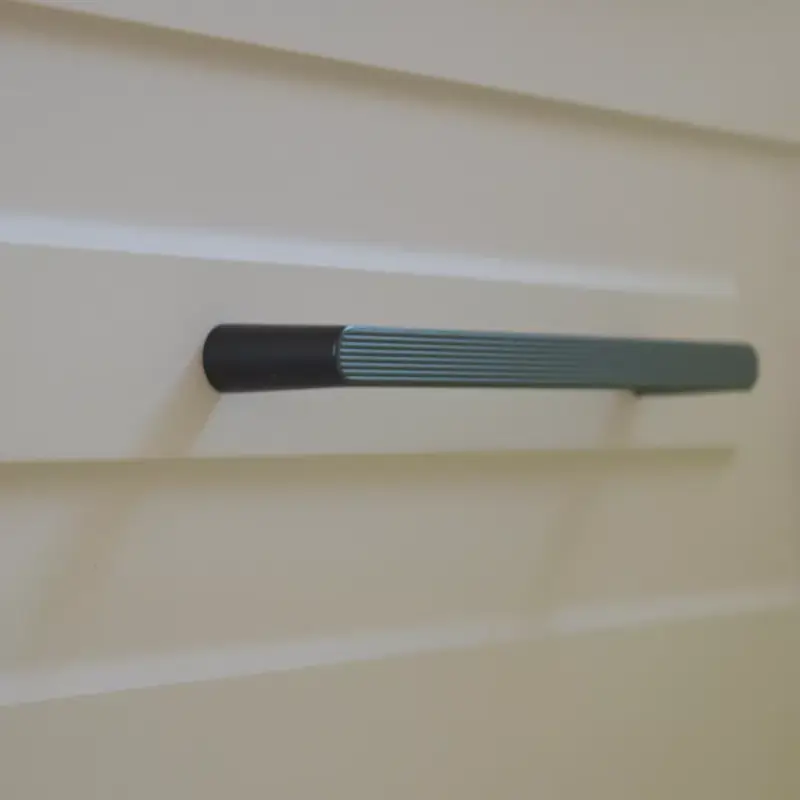 Végkiárusítás RAMA London Grey, Metall, Moderner Möbelgriff, 160 mm Lochabstand
