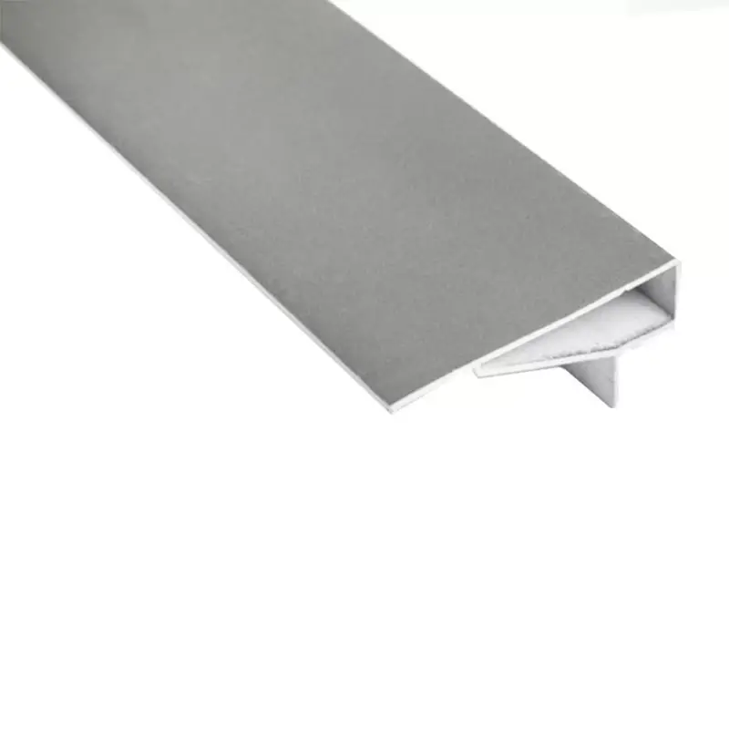 Redőny 7963 Felső Takaróprofil 70x30mm 2,6m Ezüst Kedvezmény