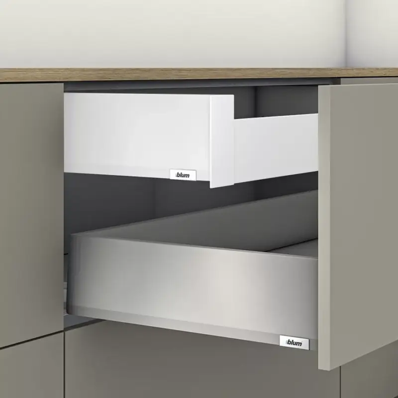MerivoBox 24" K magasságú Belső fiók 500mm-es Selyemfehér 40kg Gyors kiszállítás