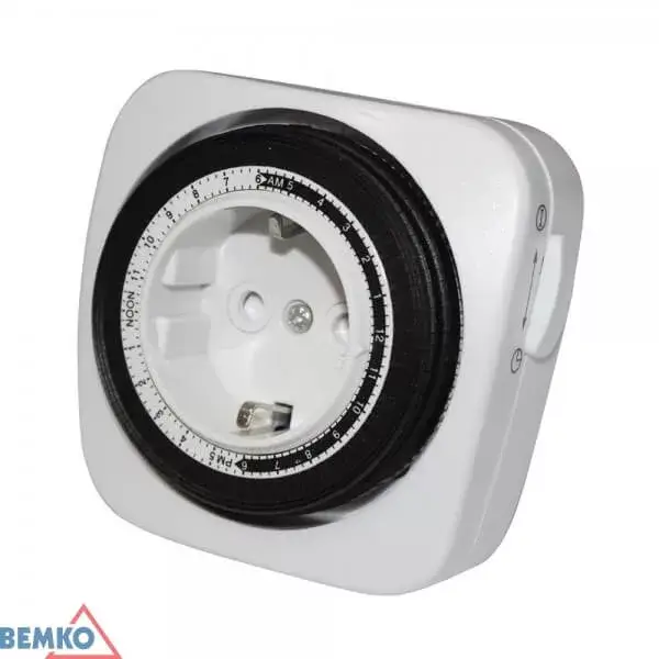 Időzítő "F" típusú 15p/24h napi mechanikus IP20 16A, B62-TSMD20, Bemko Ajánlat