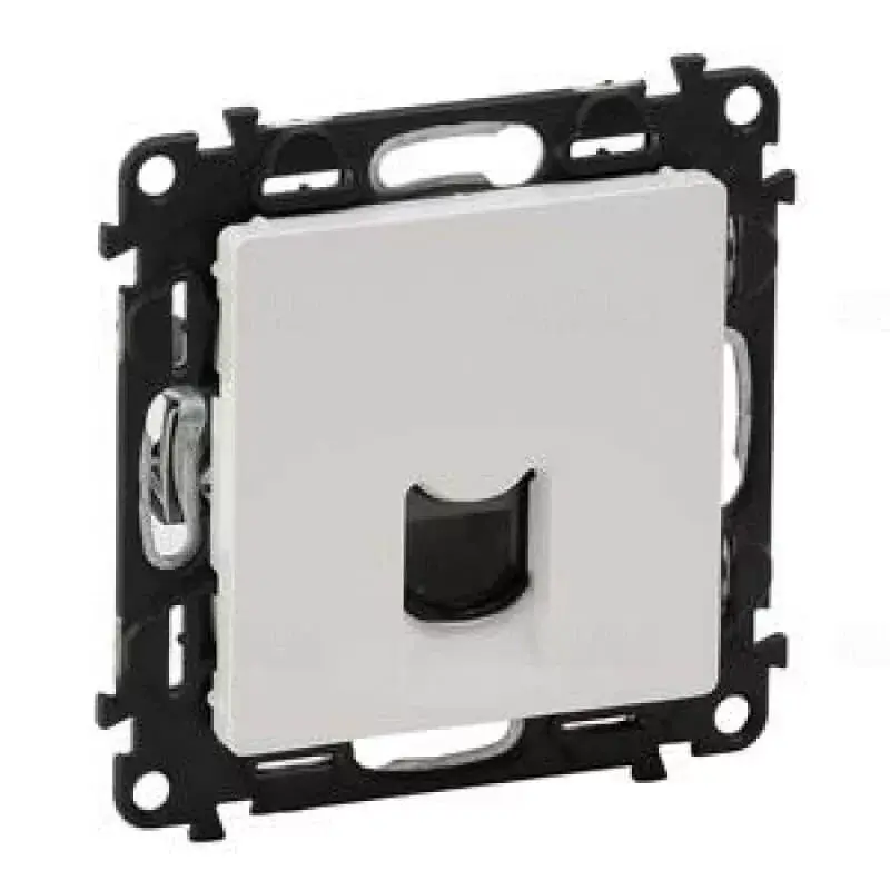 Legrand Valena Life 1xRJ45 Cat. 6 STP csatlakozóaljzatfehér, Legrand 753146 Bestseller