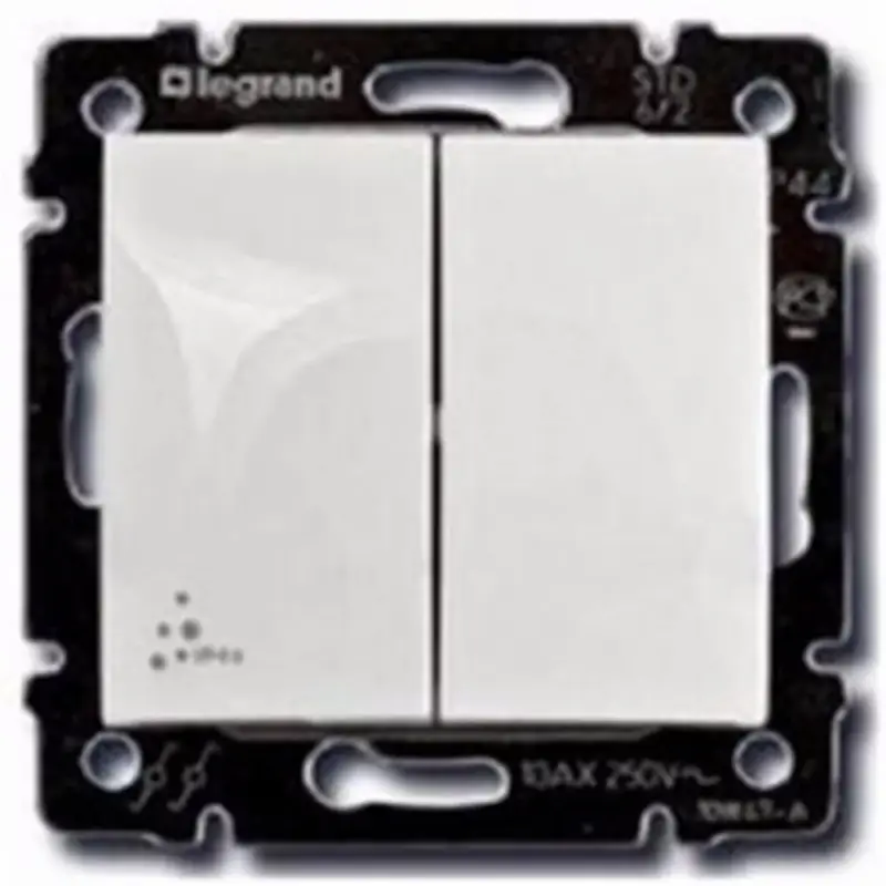 Expressz kézbesítés Legrand Valena IP44 kettős váltókapcsoló, fehér Legrand 770098