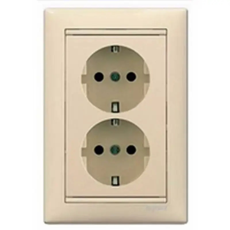 Korlátozott ajánlat Legrand Valena 2x2P+F csatlakozóaljzat elefántcsont Legrand 774370